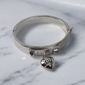 Silver Tone Heart Charm Bracelet